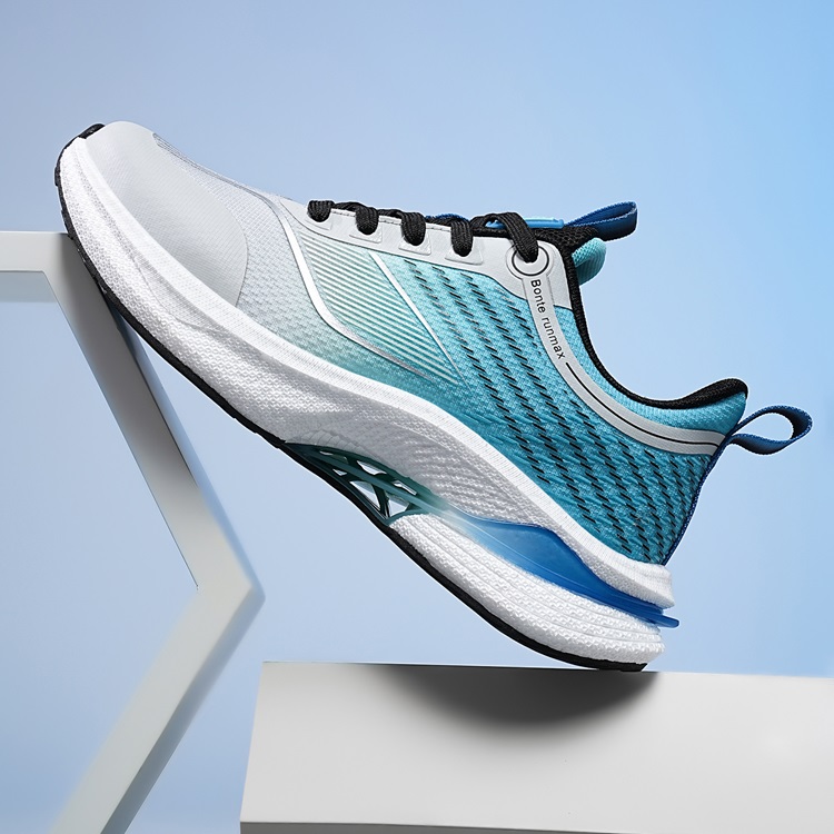 Outdoor lightweight sports running shoes